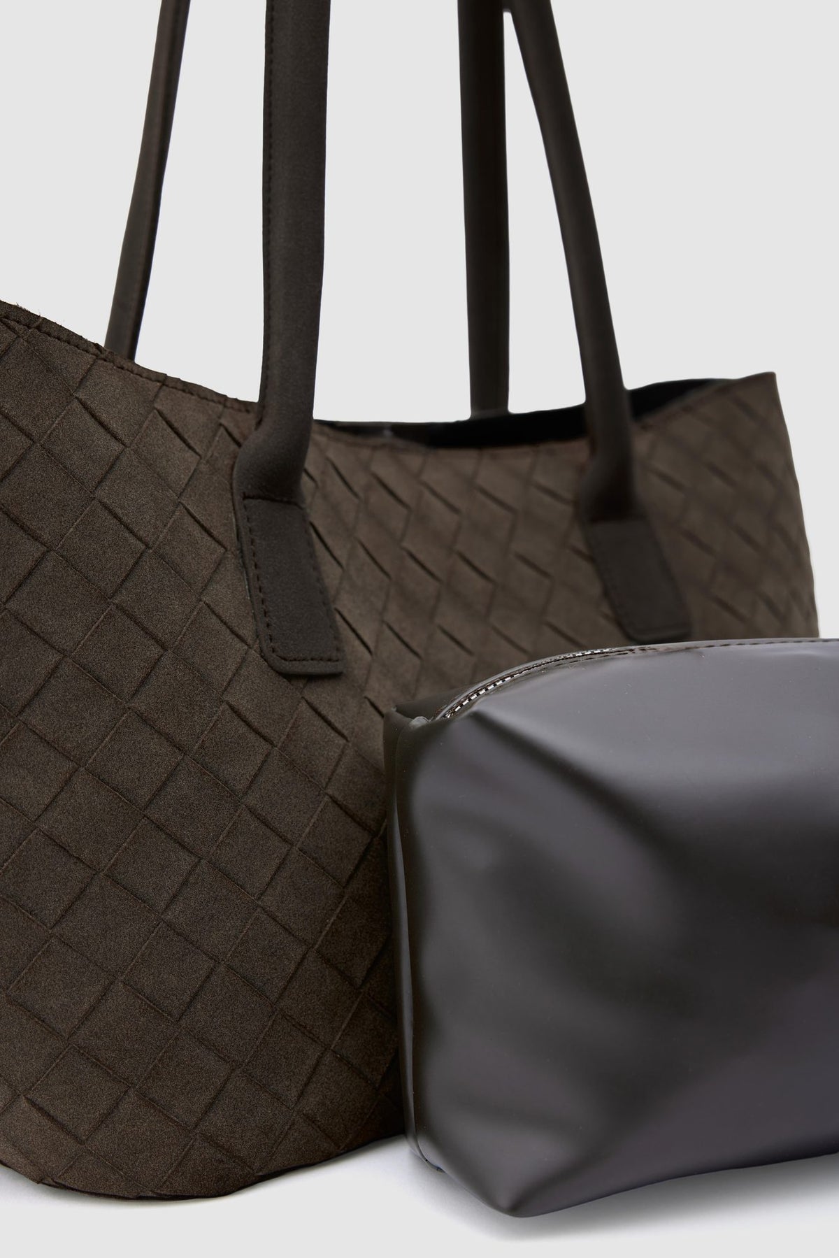 Aldebaran Suede Tote Bag in brown, view 3 – Nouva