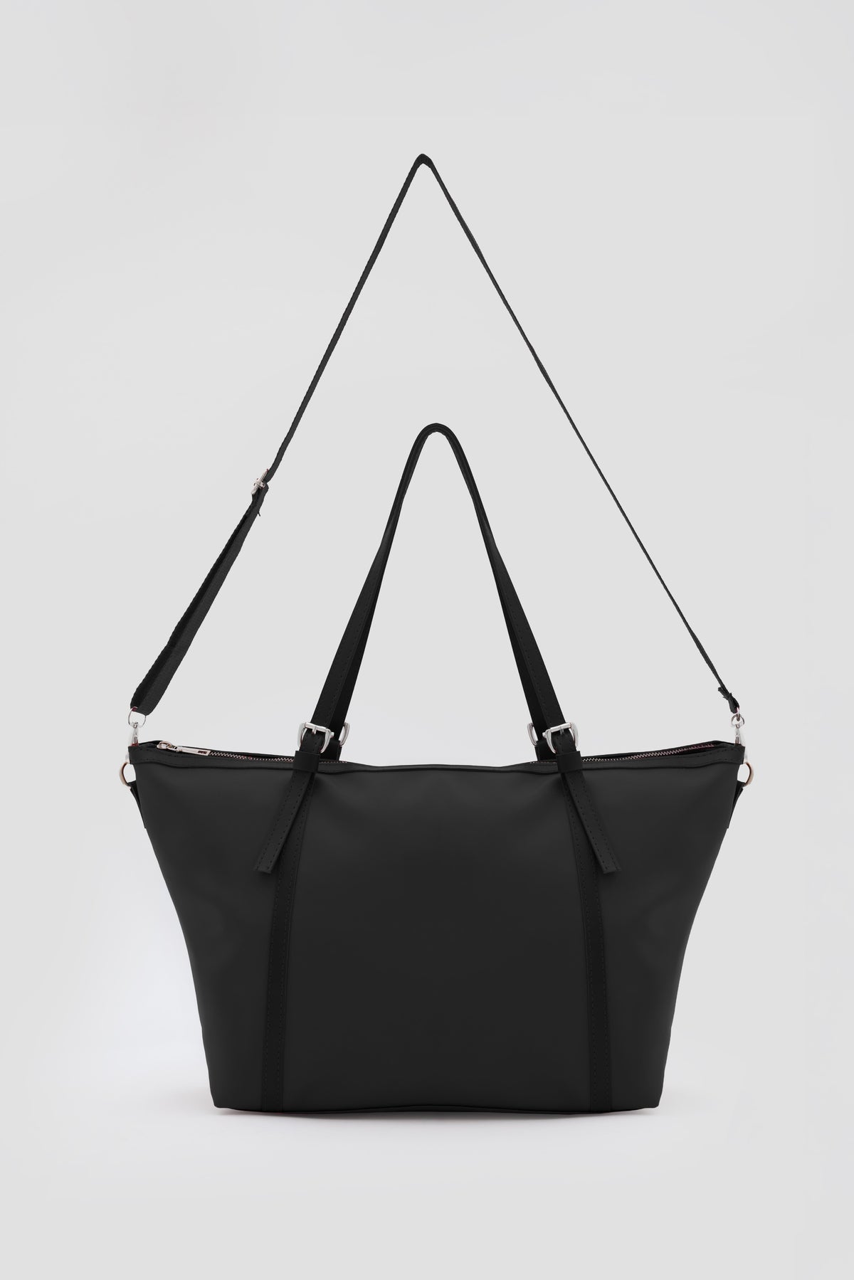 Altair Shoulder Bag in black, view 6 – Nouva