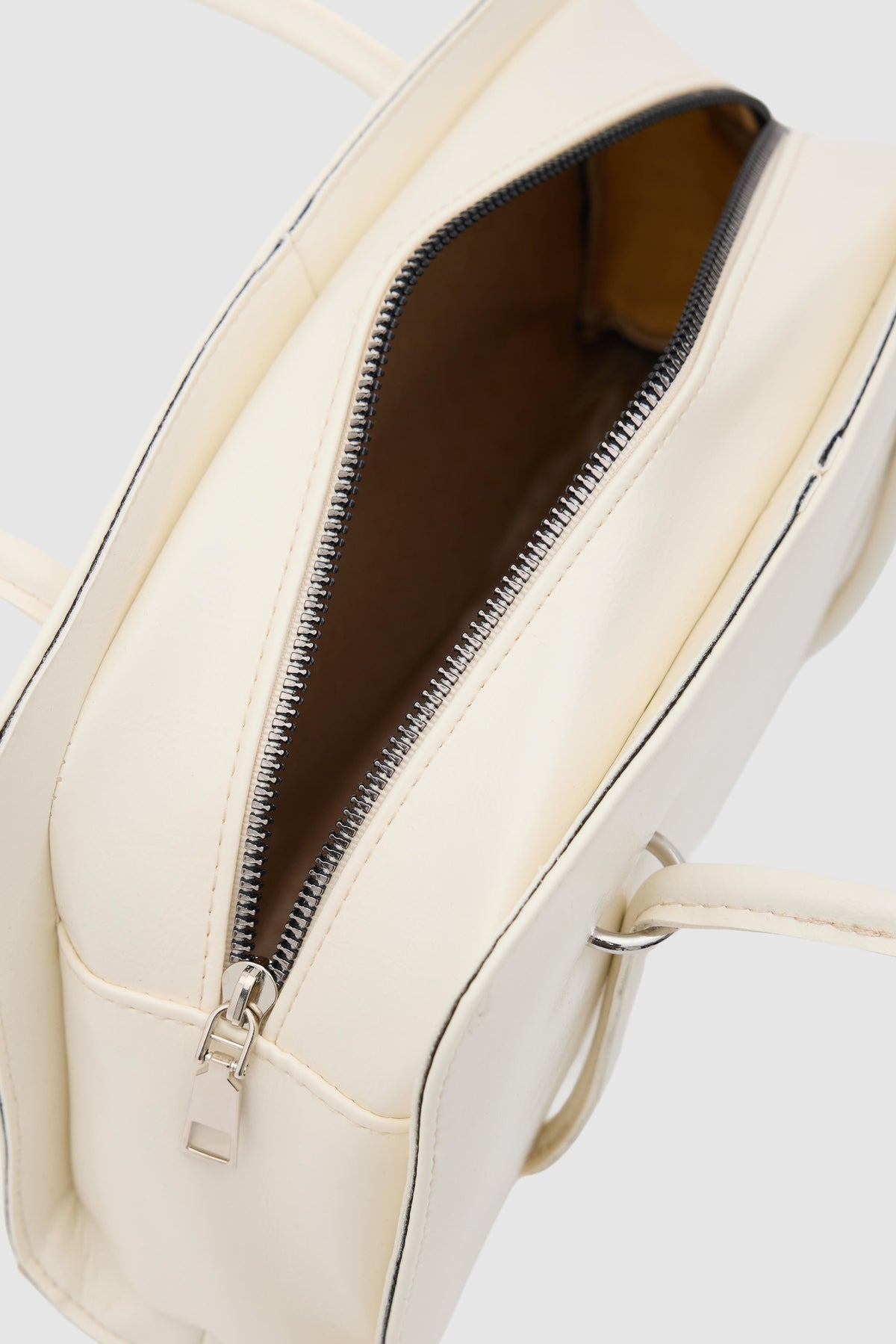 Badr cream baguette bag with metal detail, view 4