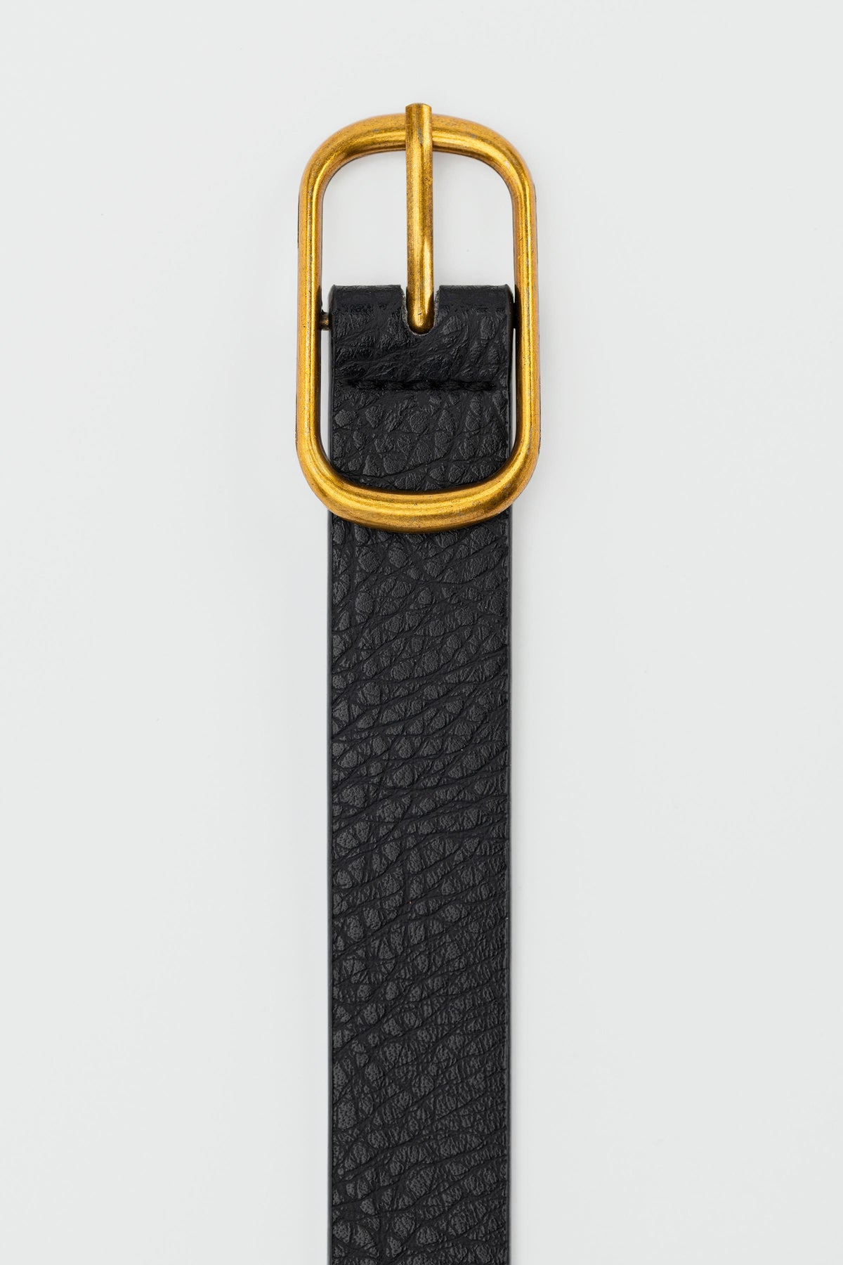 Charme Rectangle Buckle Belt in black, view 3 – Nouva