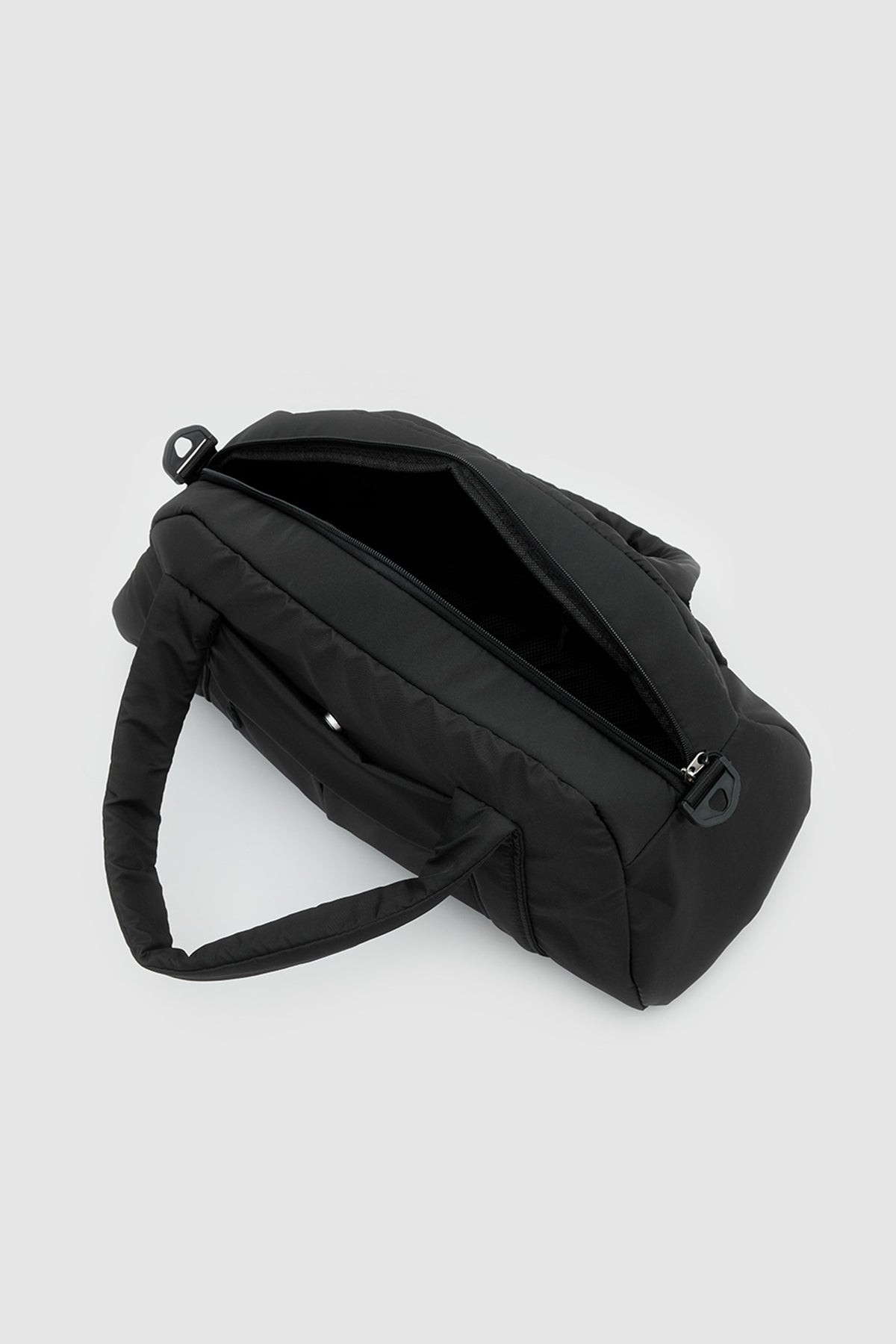 Fomalhaut Weekender Bag in black, view 8 – Nouva