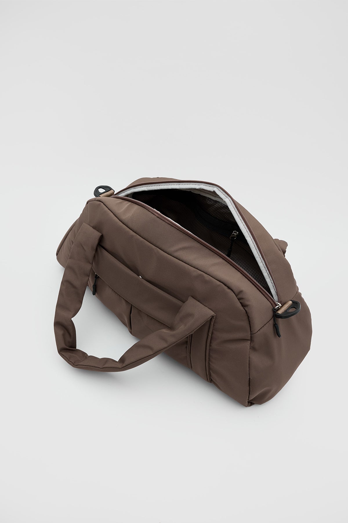 Fomalhaut Weekender Bag in brown, view 8 – Nouva