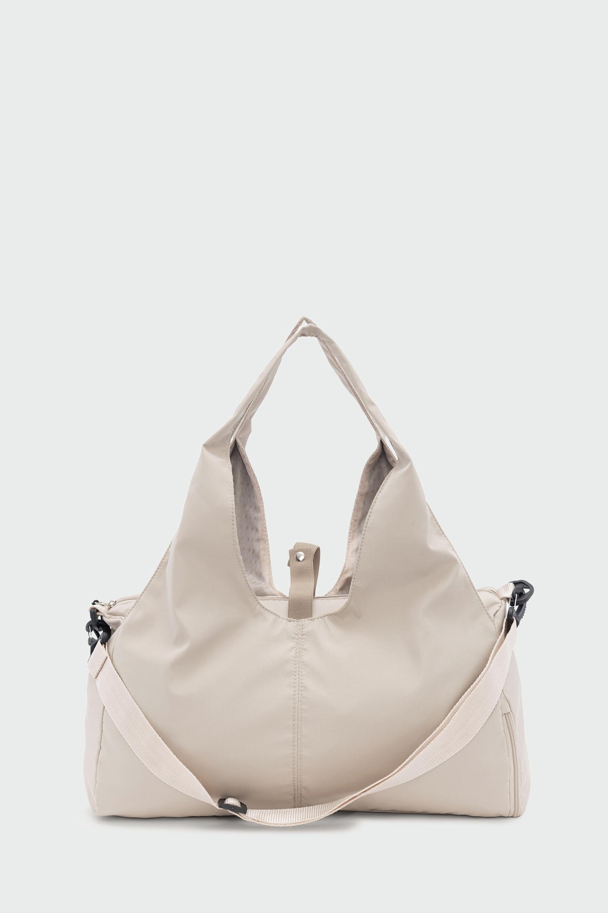 Merak Sport Shoulder Bag in beige, view 2 – Nouva