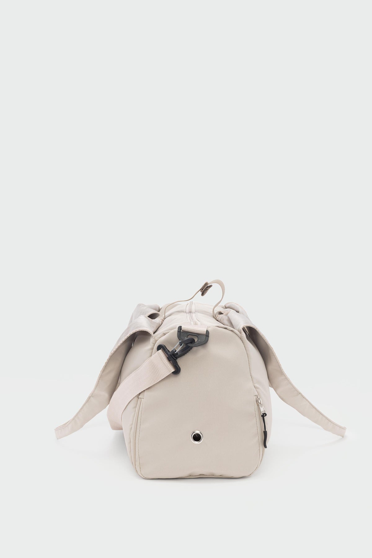 Merak Sport Shoulder Bag in beige, view 5 – Nouva