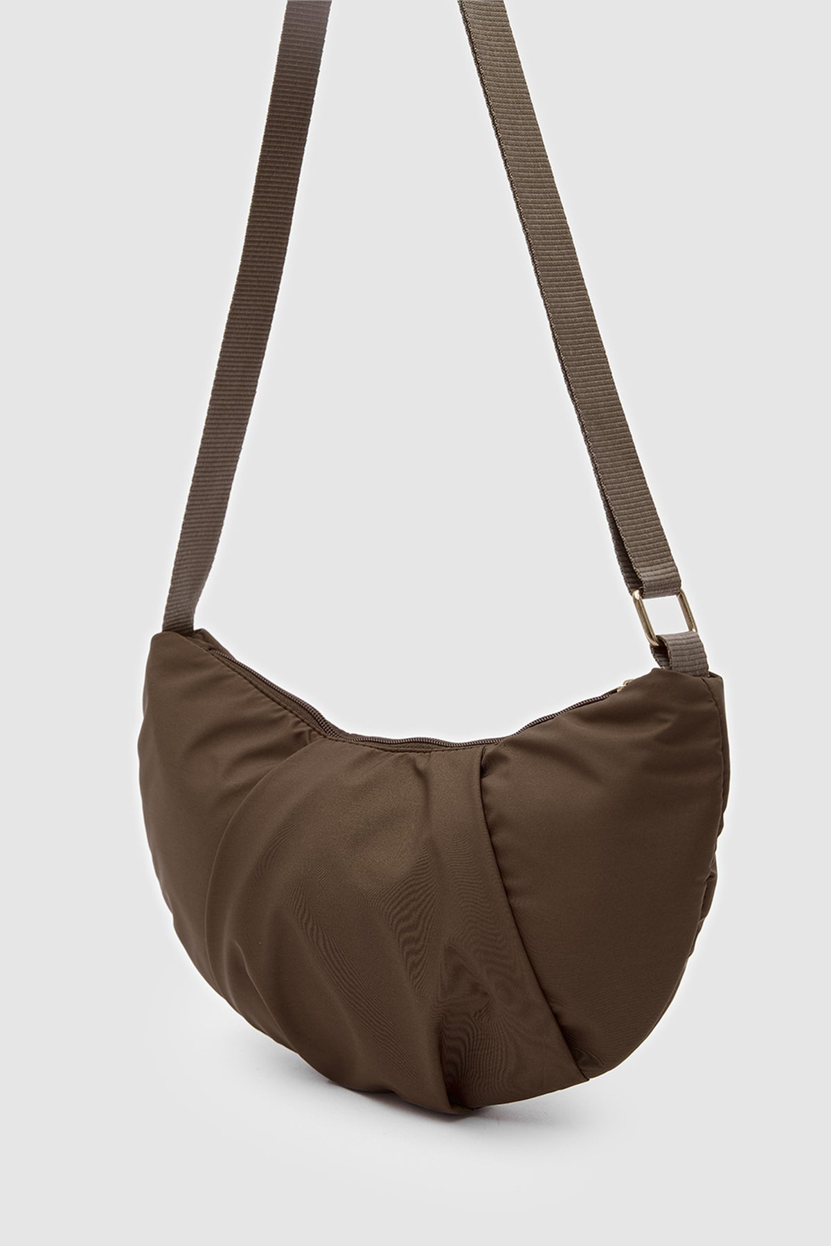 Nasr Sport Shoulder Bag in dark brown, view 3 – Nouva