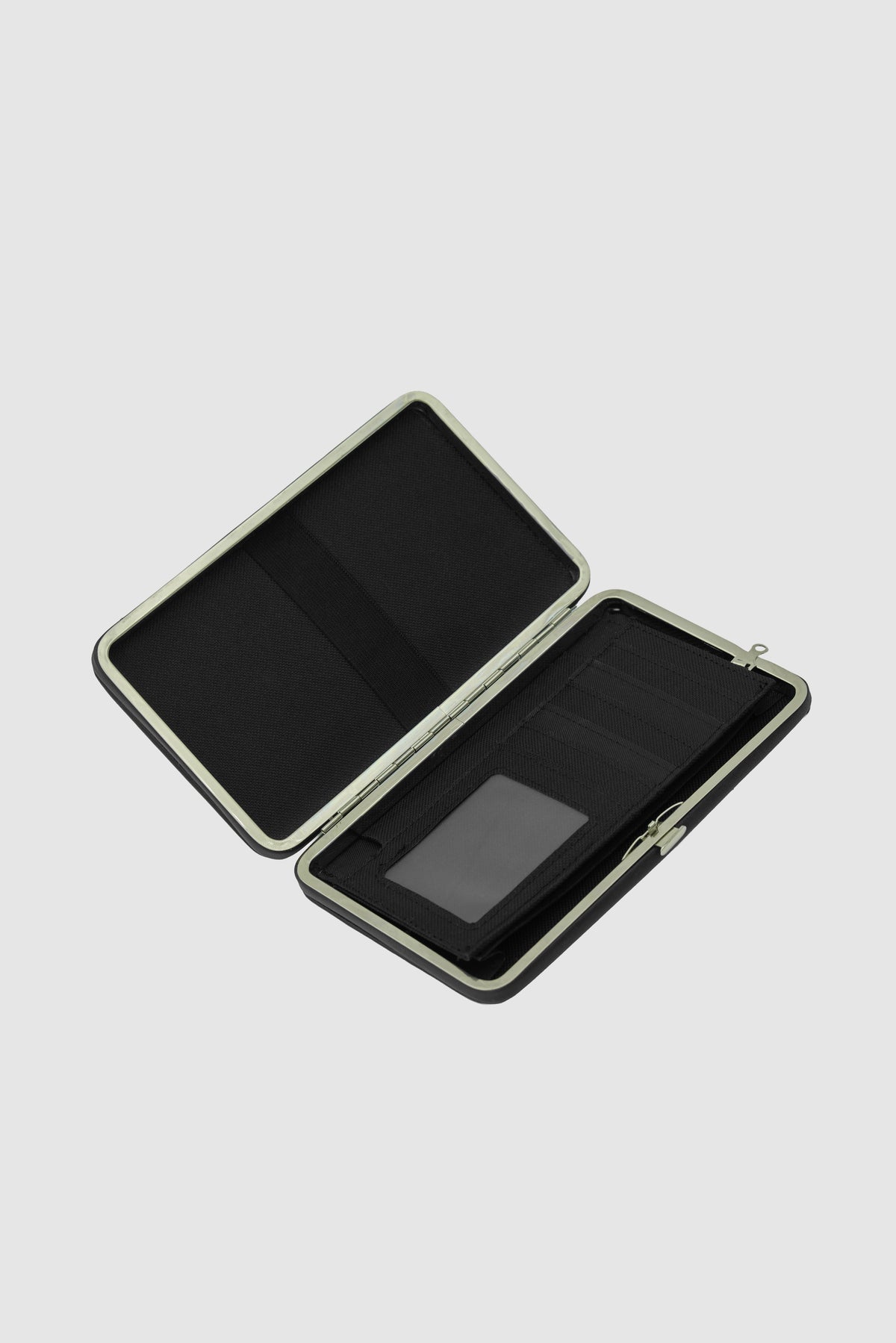 Nouveaute Portfolio Wallet in black, view 3 – Nouva
