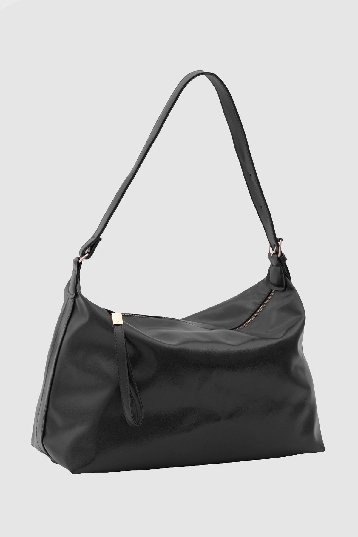 Qamar Slouchy Shoulder Bag in black, view 2 – Nouva