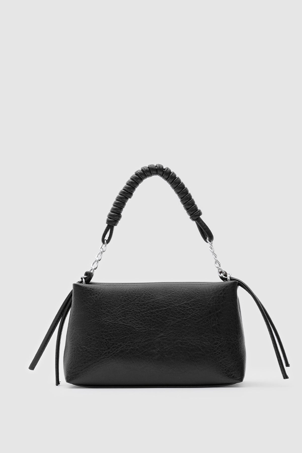 Shira Chain and Tassel Crossbody Bag in black – women's crossbody bag by Nouva