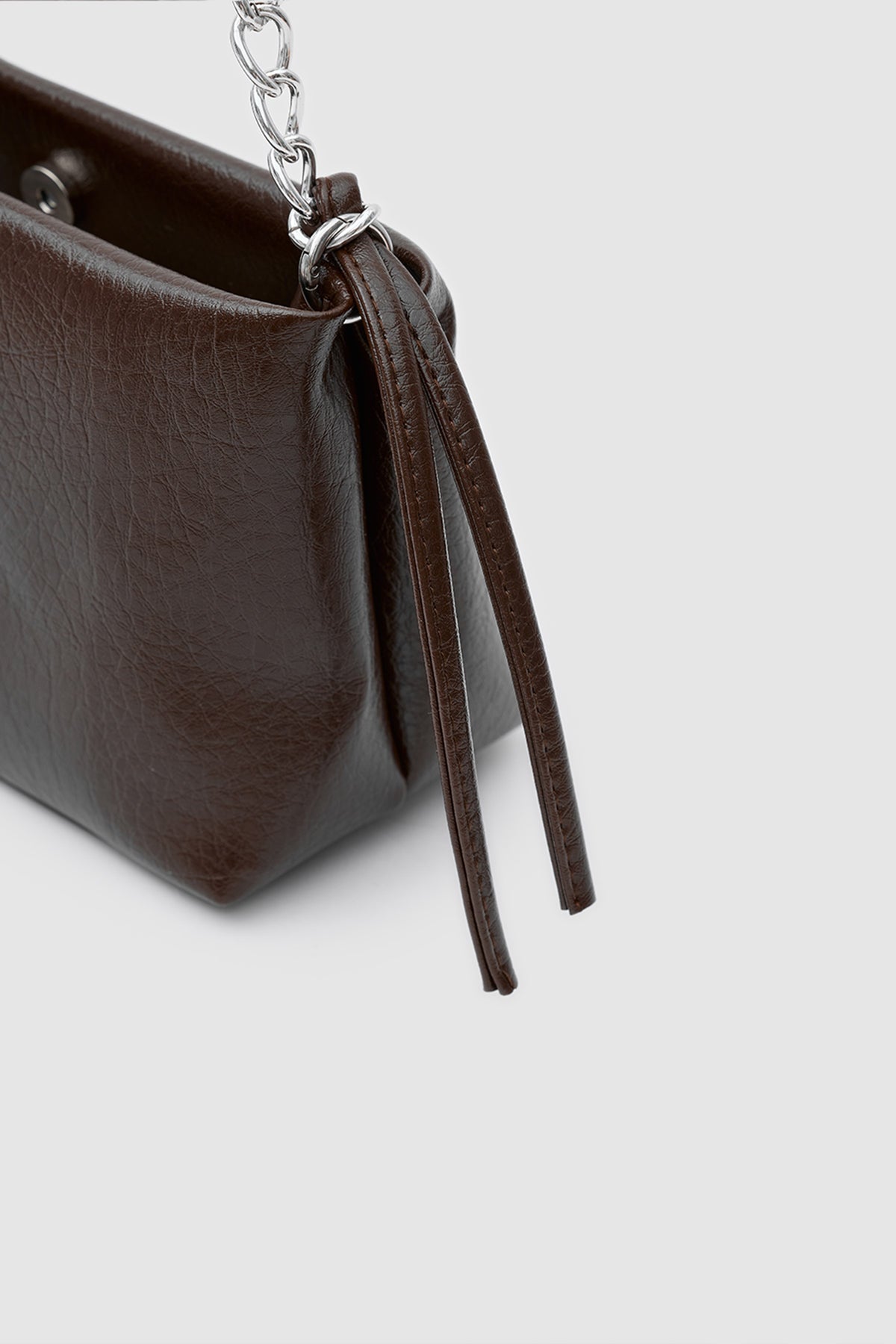 Shira Chain and Tassel Crossbody Bag in brown, view 6 – Nouva