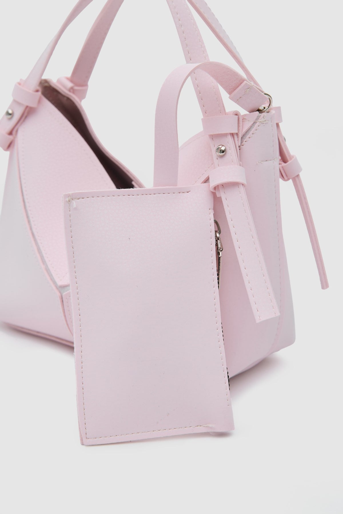 Simak Asymmetric Charm Crossbody Bag in sakura pink, view 5 – Nouva
