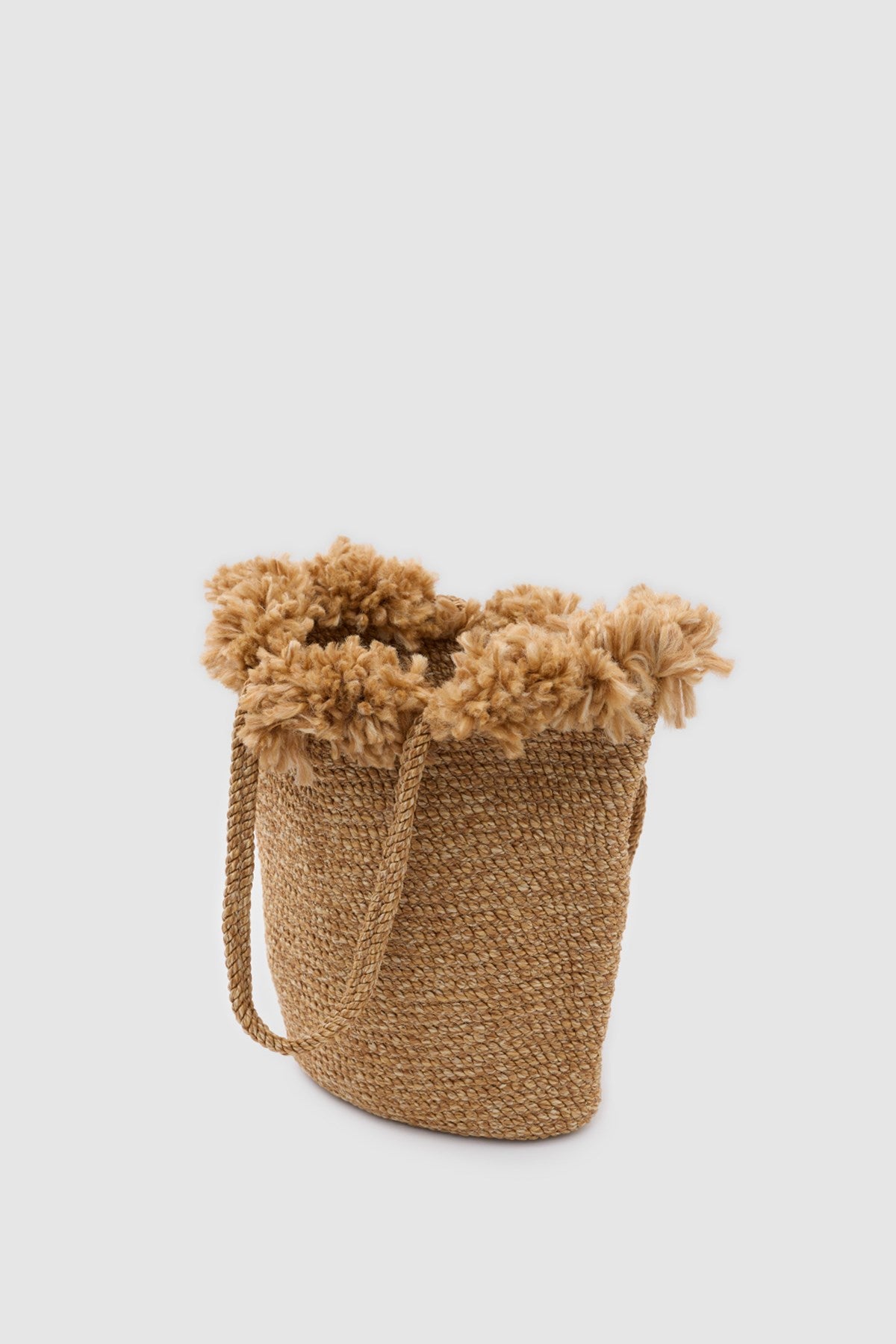 Suha Tasseled Straw Shoulder Bag in taupe, view 4 – Nouva