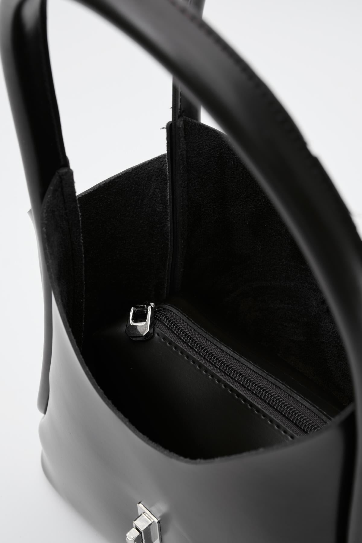Vega Top-Handle Crossbody Bag in black, view 5 – Nouva