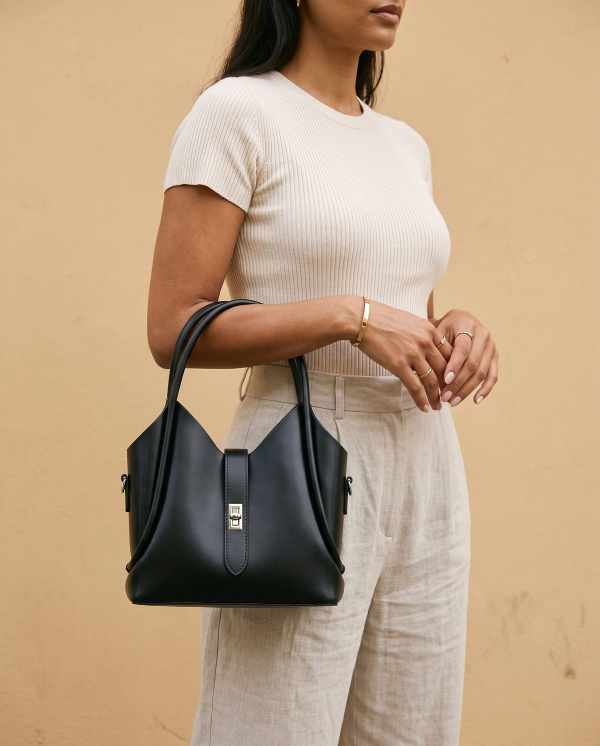 Vega Top-Handle Crossbody Bag in black, view 6 – Nouva