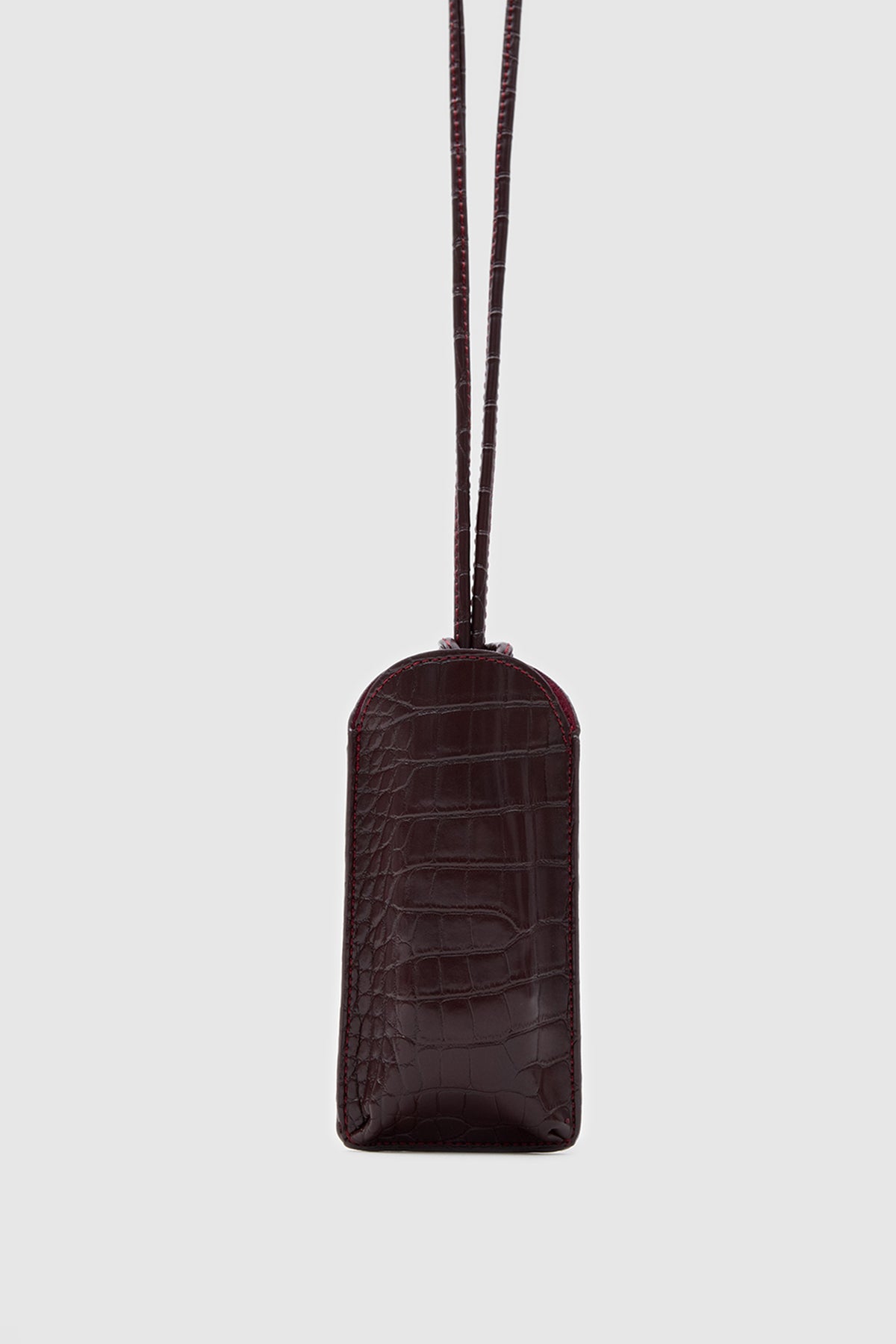 Vitrine Croc-Print Glasses Case in burgundy, view 4 – Nouva