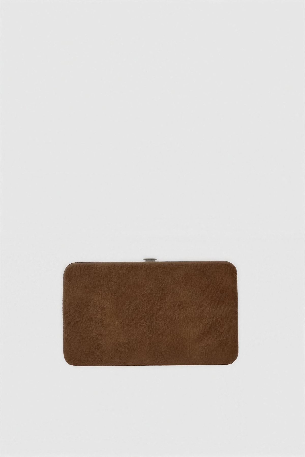 Nouveaute Portfolio Wallet in Tan